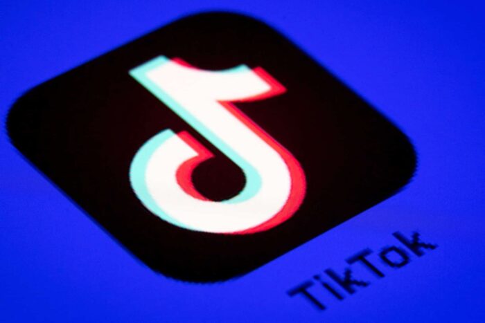 1677705073 000 1MG8Y6