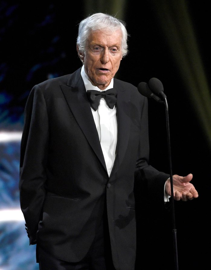 Dick Van Dyke a suferit „răni ușoare” după un accident de mașină din Malibu: detalii