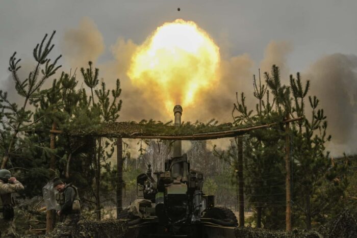 1679987082 33C69DX highres