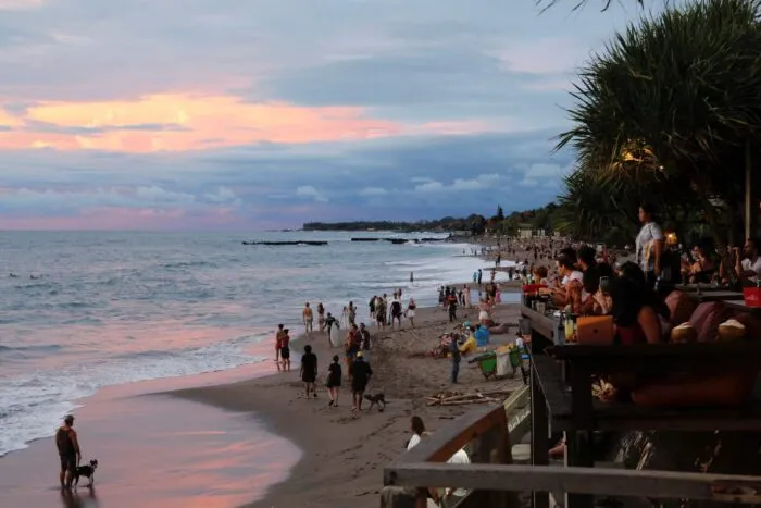 2021-12-02T000000Z_828493556_RC2E6R9ARGKE_RTRMADP_3_HEALTH-CORONAVIRUS-INDONESIA-TOURISM.jpg