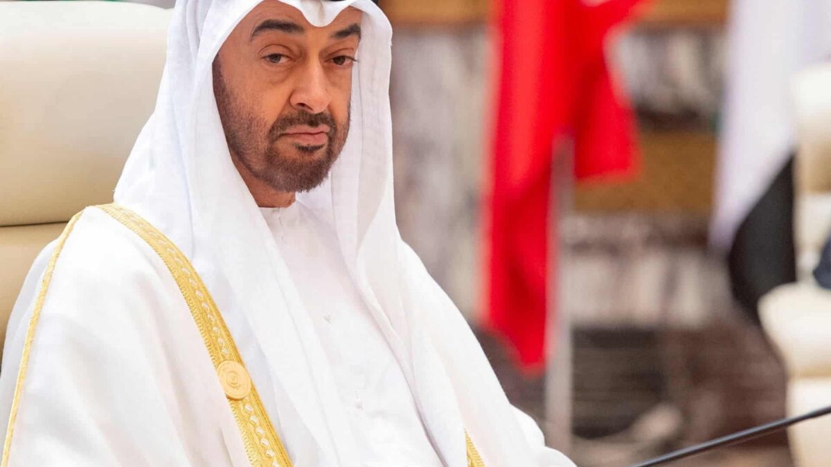 Liderul Emiratelor Arabe Unite l-a desemnat pe fiul său Khaled drept prinț moștenitor 2022 05 14T093940Z 1708137538 RC2C7A9ECMJG RTRMADP 3 EMIRATES POLITICS PRESIDENT
