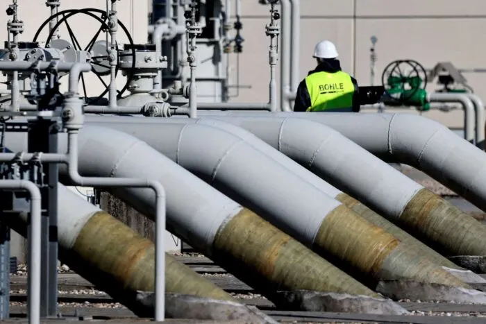 2022-09-30T094153Z_1872053842_RC2AYS9KS81B_RTRMADP_3_UKRAINE-CRISIS-ENERGY-NORD-STREAM.jpg