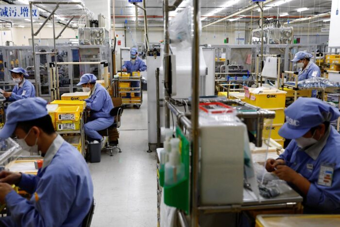 2023 01 10T000000Z 657335976 RC2INY90956K RTRMADP 3 HEALTH CORONAVIRUS CHINA