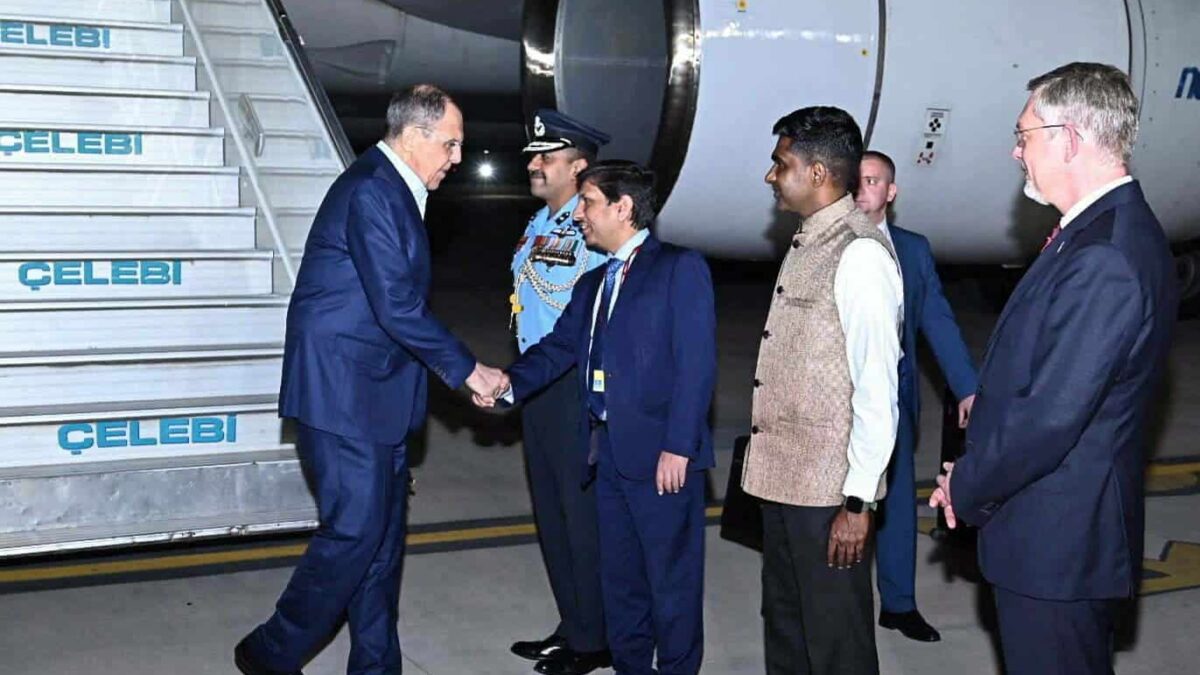 2023-03-01T035111Z_2145640719_RC2RKZ93VAJ9_RTRMADP_3_G20-INDIA-LAVROV.jpg