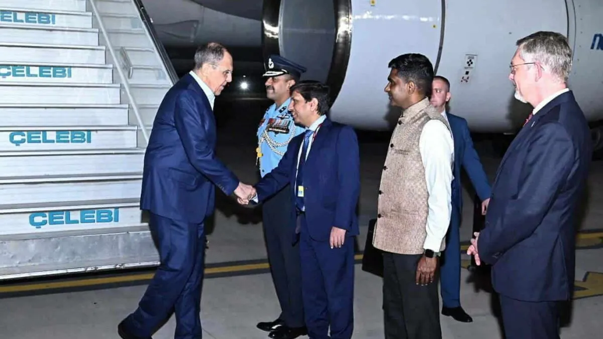 2023-03-01T035111Z_2145640719_RC2RKZ93VAJ9_RTRMADP_3_G20-INDIA-LAVROV.jpg