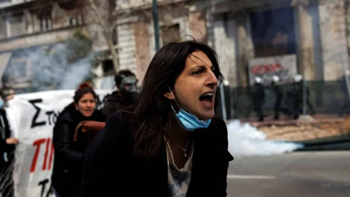 2023-03-05T120445Z_2124617996_RC2ONZ9FB64N_RTRMADP_3_GREECE-TRAINS-CRASH-PROTESTS.jpg