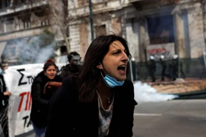 2023-03-05T120445Z_2124617996_RC2ONZ9FB64N_RTRMADP_3_GREECE-TRAINS-CRASH-PROTESTS.jpg