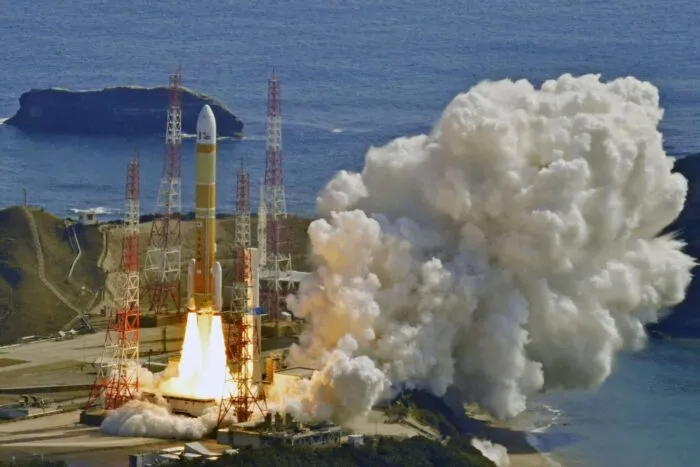 2023-03-07T021707Z_911372948_RC2QOZ90Z1TU_RTRMADP_3_JAPAN-SPACE-H3.jpg