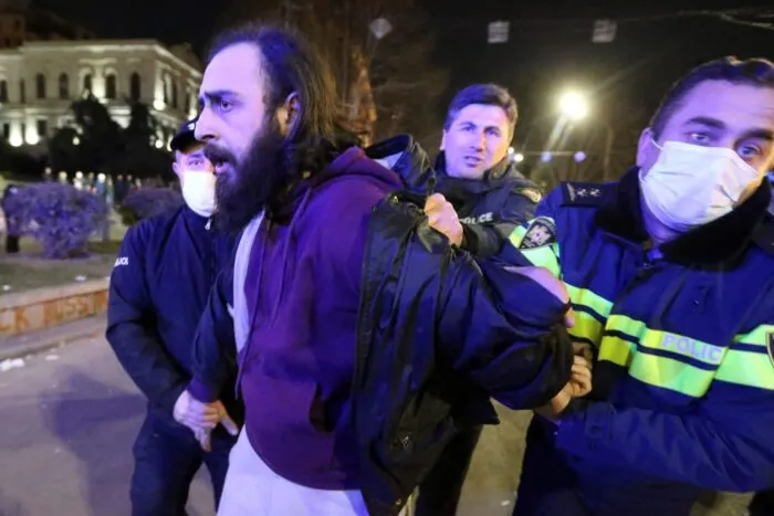 2023-03-07T223628Z_1492778764_RC2APZ9GGNAZ_RTRMADP_3_GEORGIA-POLITICS-FOREIGNAGENTS.jpg