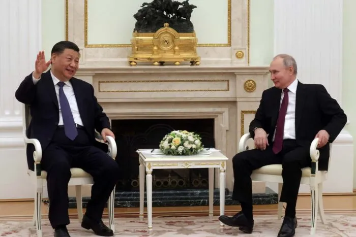 2023-03-20T144602Z_1887968151_RC2QXZ9JIBKI_RTRMADP_3_CHINA-RUSSIA-DIPLOMACY-XI-PUTIN.jpg