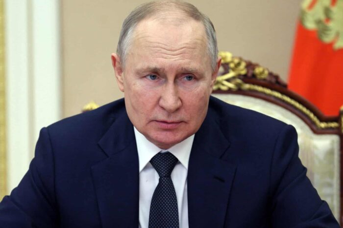 2023 03 24T101721Z 1777864454 RC2A00AIQFBA RTRMADP 3 UKRAINE CRISIS PUTIN SECURITY 1