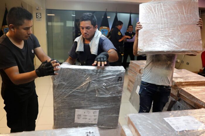 2023 03 28T003527Z 1069175160 RC2M20AFFJML RTRMADP 3 PERU DRUGS