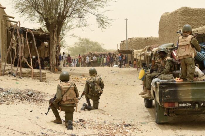 6424ad394ad34987a125303b0f038c6f 18