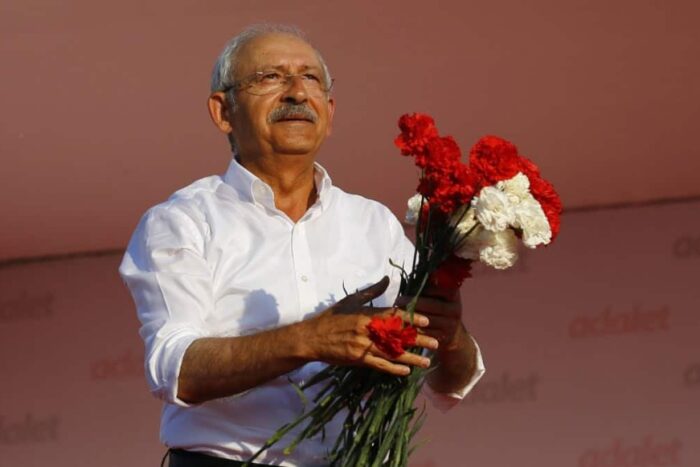 9290e88d1b5b49b0b3dcb36f975651dd 18