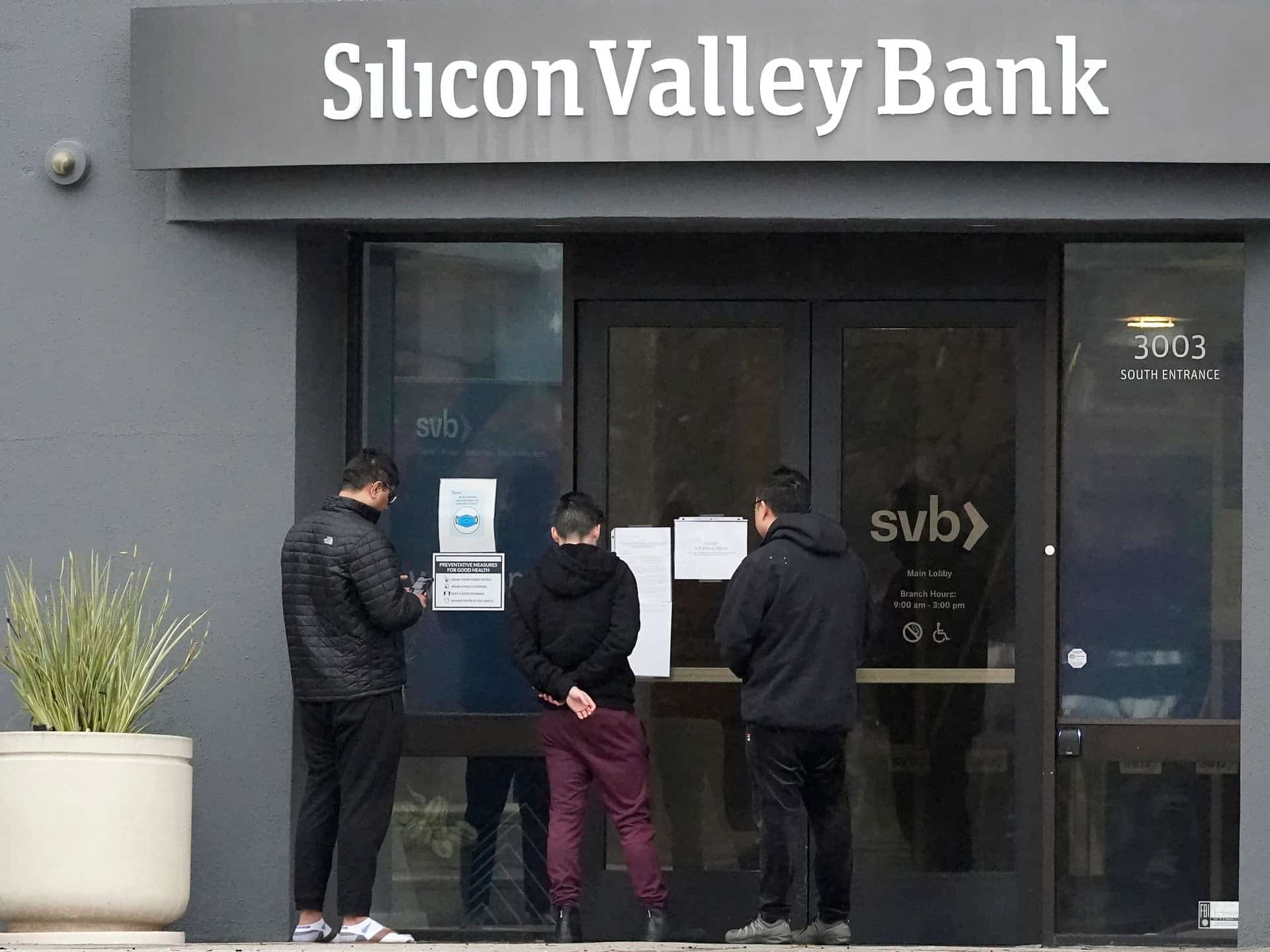 SUA garantează depozitele Silicon Valley Bank pe fondul temerilor de criză bancară
