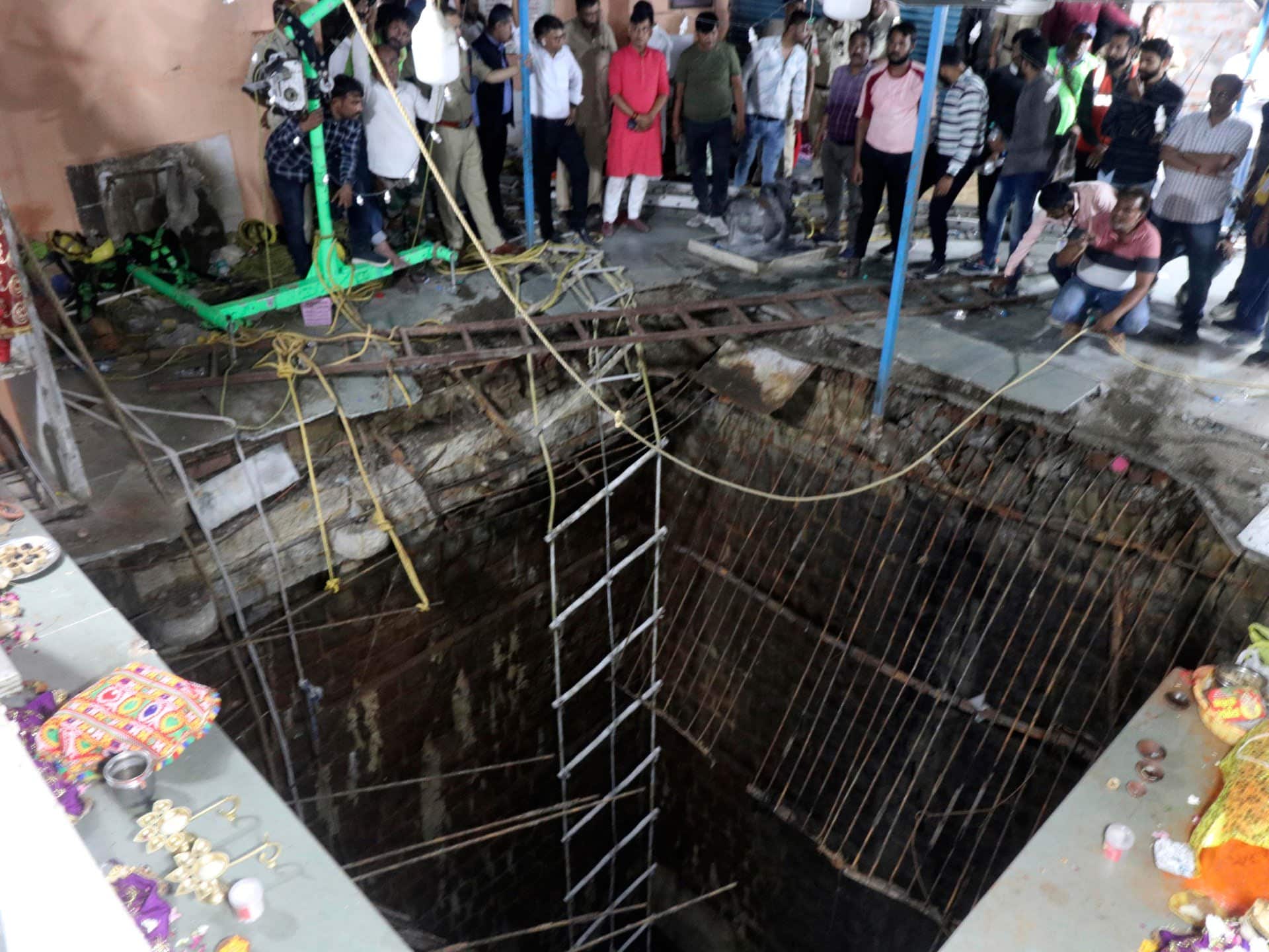 Cel puțin 35 de morți în urma prăbușirii unui templu din India
