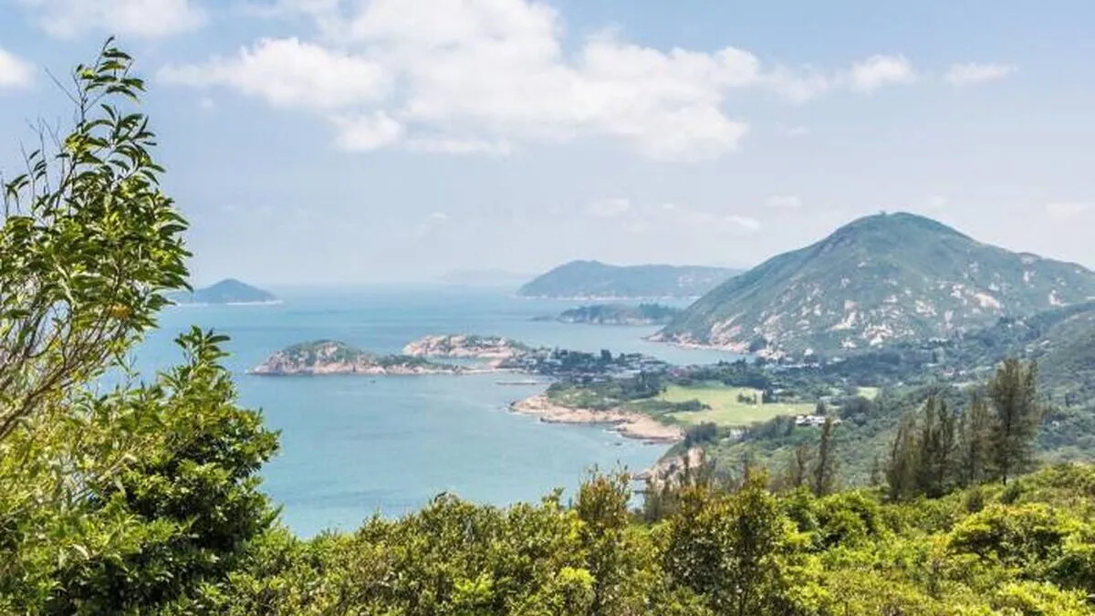Ghidul-despre-Hong-Kong-al-galeristei-Henrietta-Tsui-Leung.jpg