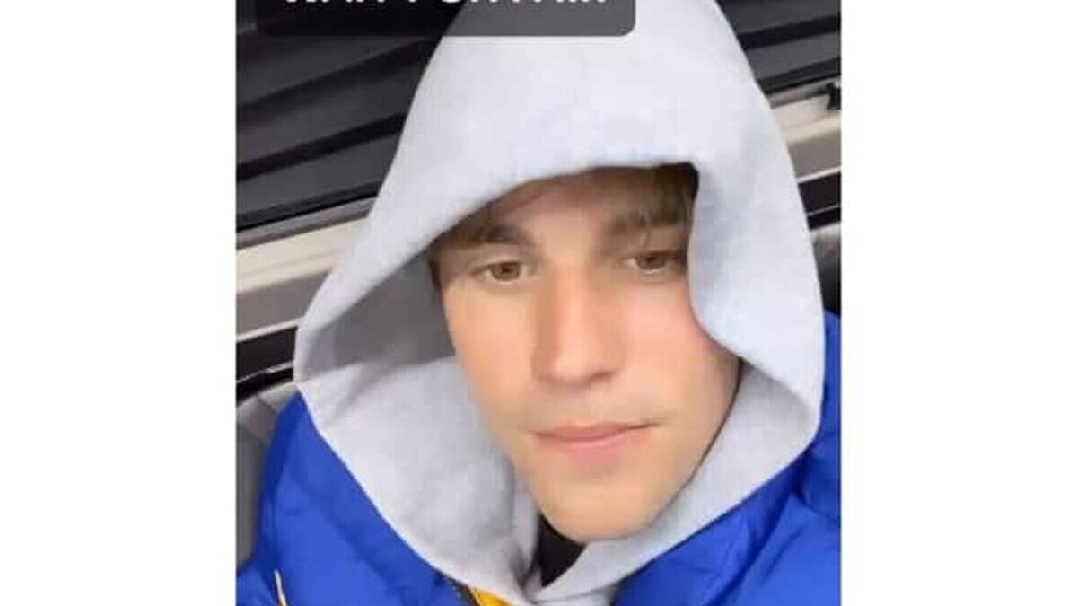 Justin-Bieber-arata-mobilitatea-fetei-pe-fondul-sindromului-Ramsay-Hunt.jpg