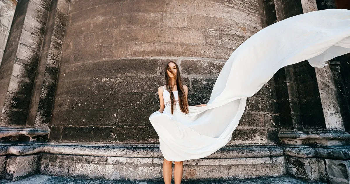 loose-flowy-spring-style.jpg