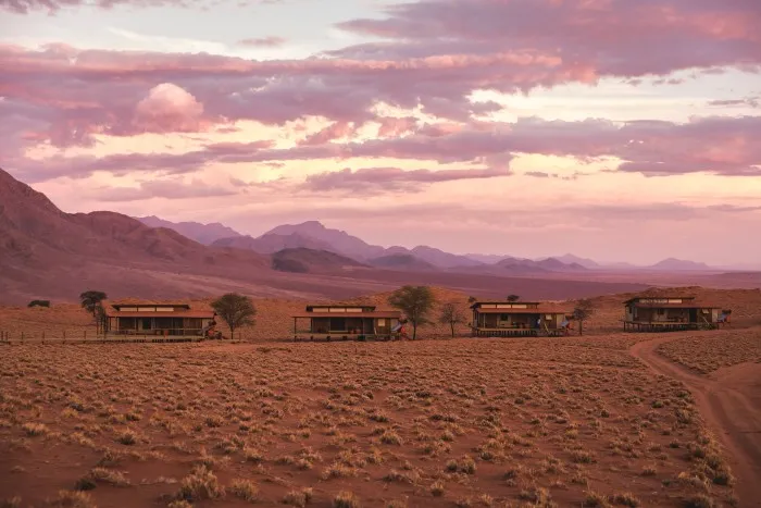 Tabăra de dune Wolwedans din Rezervația naturală NamibRand din Namibia