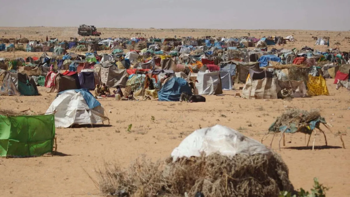 2011-03-22T120000Z_4776423_GM1E73N089301_RTRMADP_3_SUDAN-DARFUR.jpg
