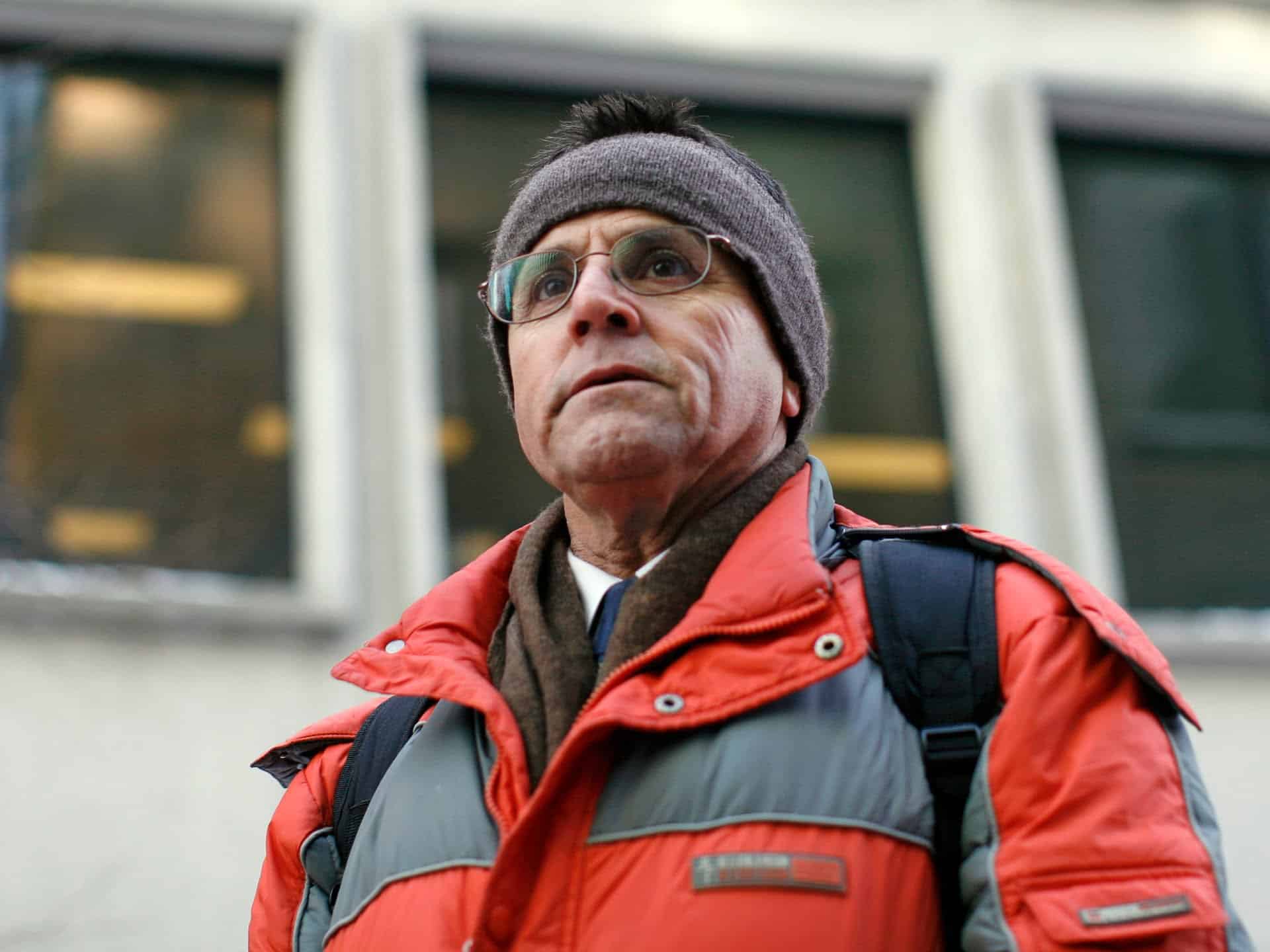 Tribunalul francez condamnă un profesor canadian pentru atentatul cu bombă la sinagogă