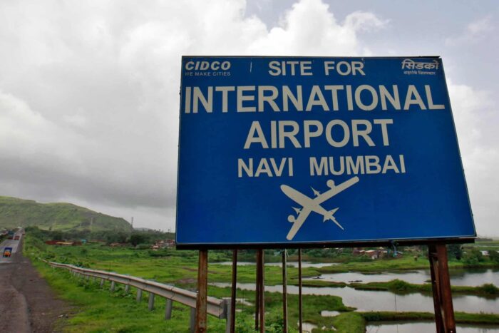 Noul aeroport din India este nesigur din cauza riscului de lovire cu păsări 2012 08 27T120000Z 539987425 GM1E88R03FH02 RTRMADP 3 INDIA LAND 1682307019