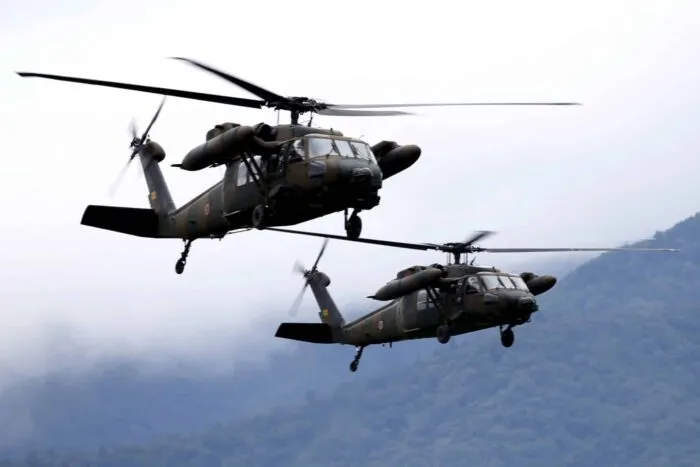 2015-08-18T120000Z_654231925_GF10000175356_RTRMADP_3_JAPAN-MILITARY.jpg