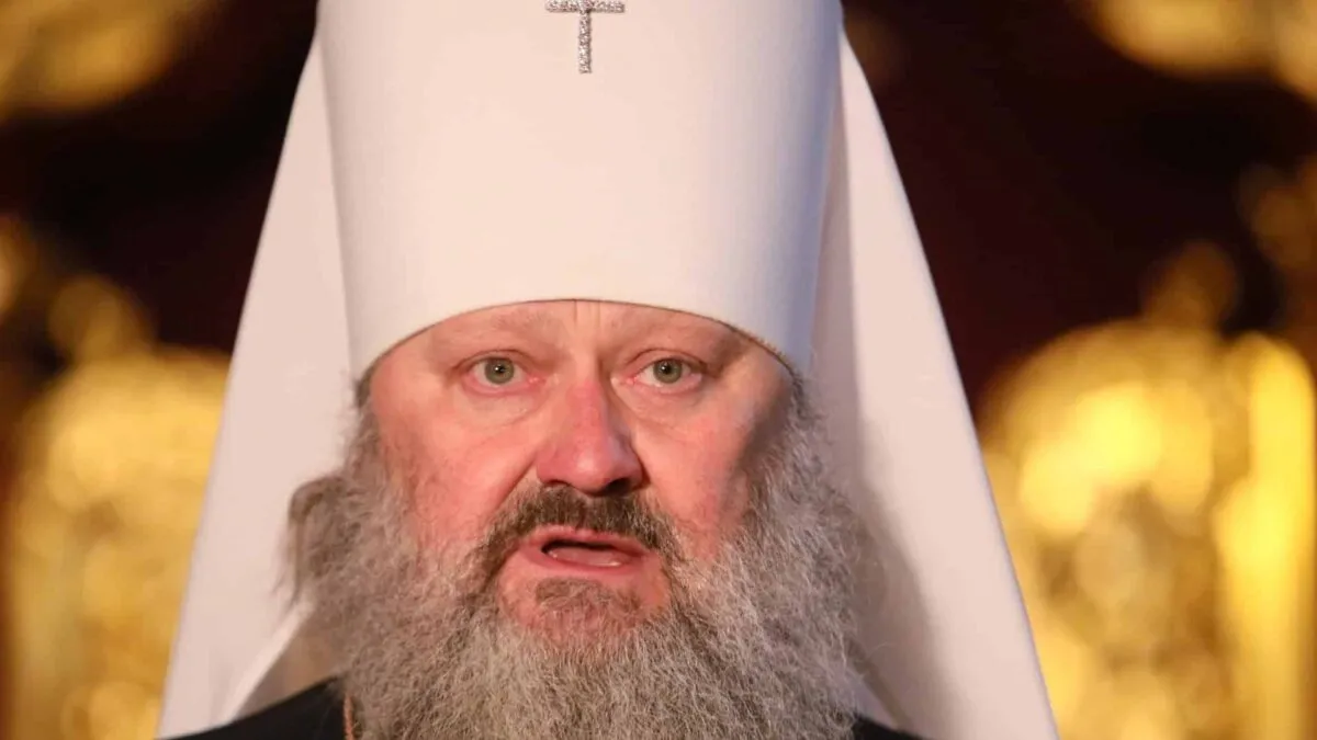 2018-11-30T000000Z_496430999_RC19382B7090_RTRMADP_3_UKRAINE-CHURCH.jpg