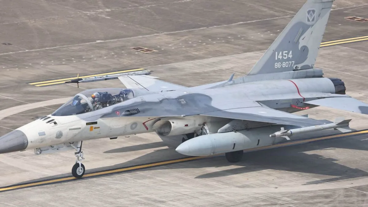 2021-01-26T133816Z_1021037865_RC2PFL9HGHYH_RTRMADP_3_TAIWAN-SECURITY.jpg
