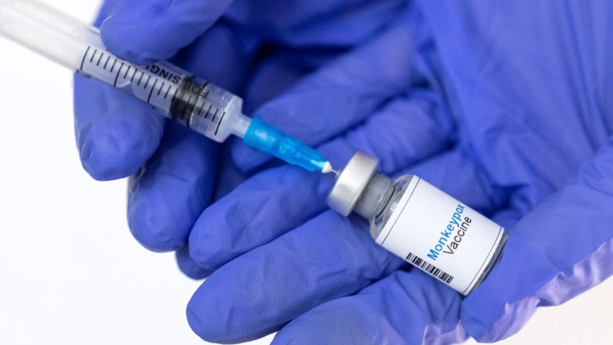 2022 05 25T210712Z 910061344 RC2IEU96HIKI RTRMADP 3 HEALTH MONKEYPOX VACCINES 1682498483