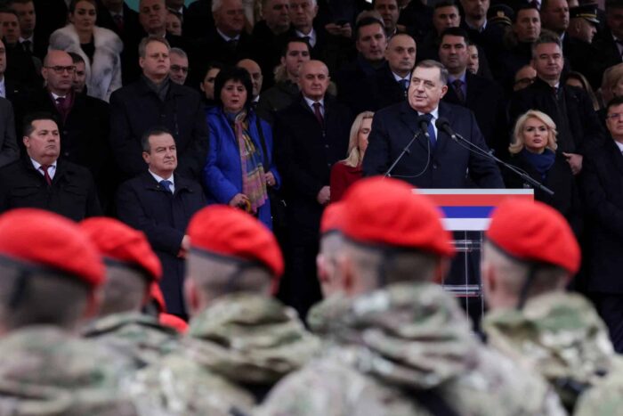 2023 01 09T142238Z 1348411563 RC20NY9GBNWF RTRMADP 3 BOSNIA SERBS PARADE