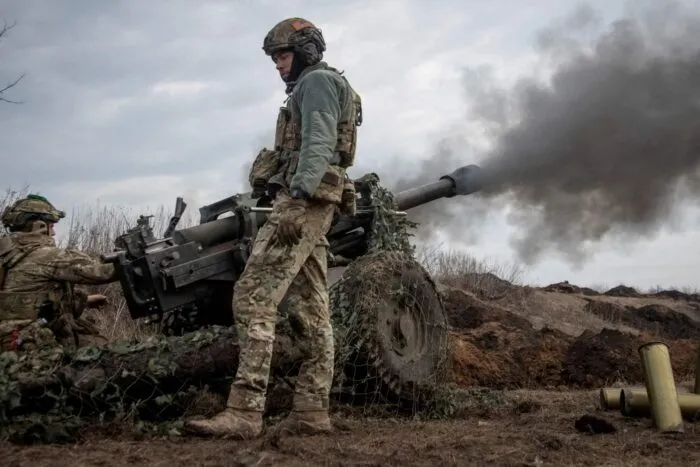 2023-03-25T204204Z_827773547_RC2VQZ9H0MFU_RTRMADP_3_UKRAINE-CRISIS-BAKHMUT-FIGHTING.jpg
