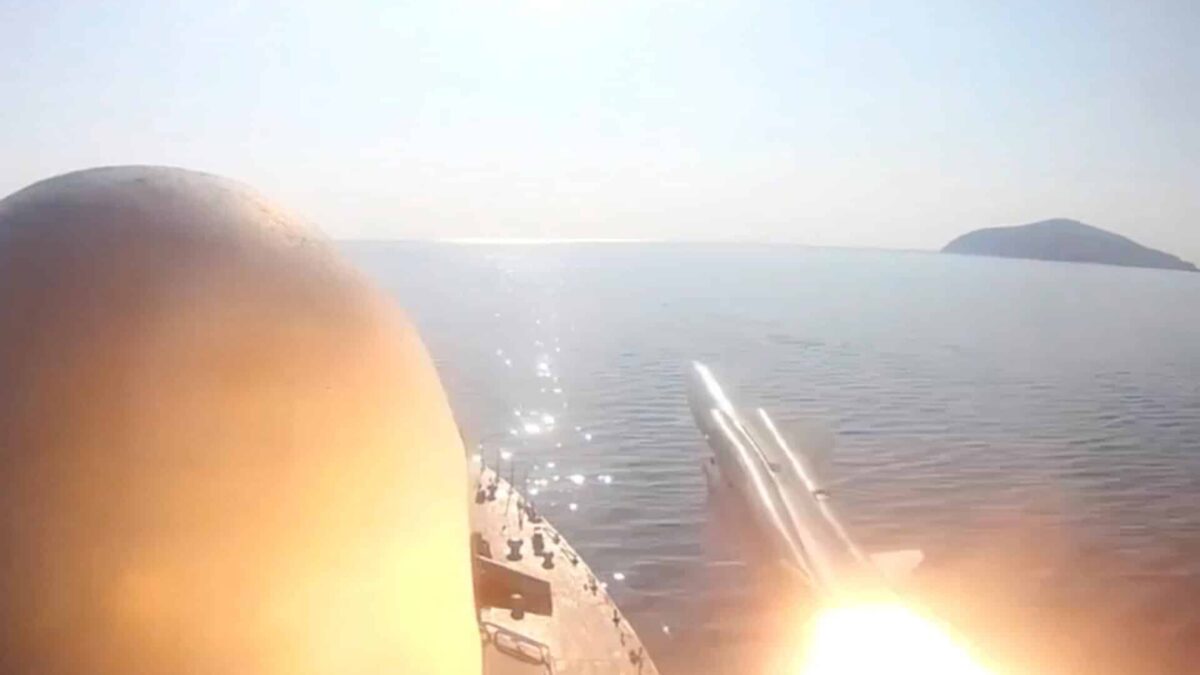 Flota Pacificului a Rusiei este în alertă maximă pentru exerciții rapide 2023 03 28T065204Z 185530842 RC2U20A1CPCK RTRMADP 3 UKRAINE CRISIS RUSSIA JAPAN