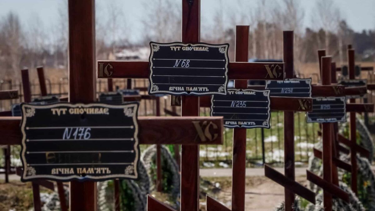 2023-03-30T152939Z_407373222_RC2840AABQES_RTRMADP_3_UKRAINE-CRISIS-BUCHA.jpg