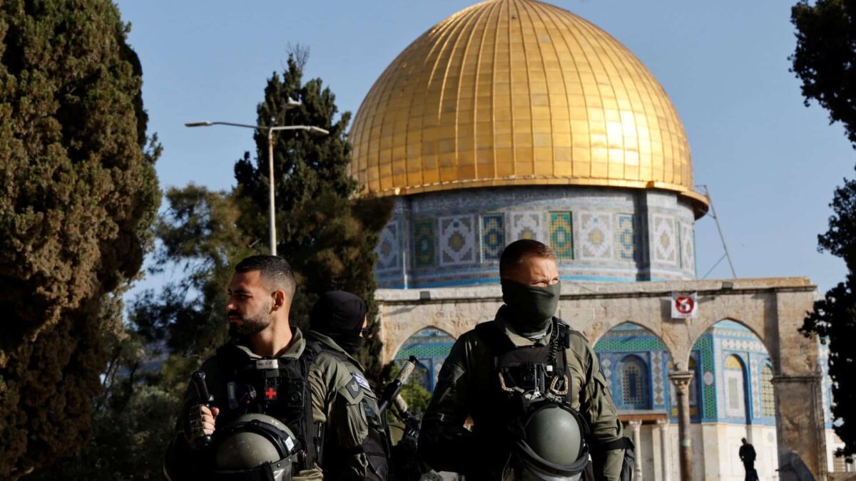2023 04 05T051821Z 1086983589 RC2580A0Z9S0 RTRMADP 3 ISRAEL PALESTINIANS VIOLENCE ALAQSA 1
