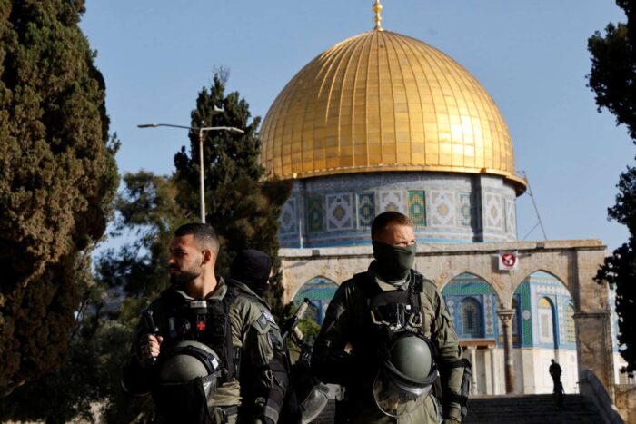 2023 04 05T051821Z 1086983589 RC2580A0Z9S0 RTRMADP 3 ISRAEL PALESTINIANS VIOLENCE ALAQSA
