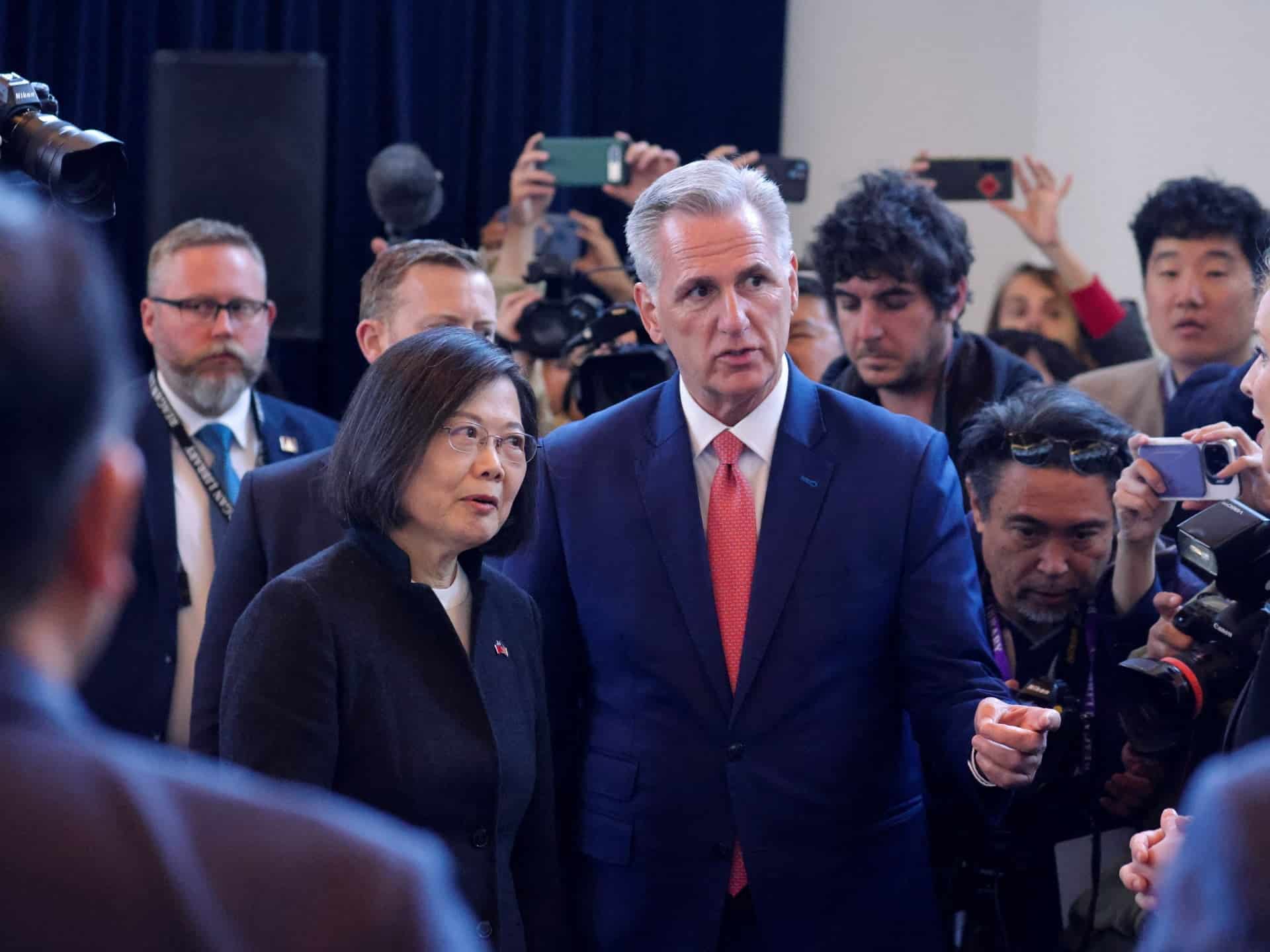 Președintele Camerei SUA, McCarthy se întâlnește cu Tsai din Taiwan, în ciuda presiunii Chinei |  Știri de politică