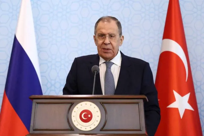 2023-04-07T105158Z_1212178999_RC2M90A38NUF_RTRMADP_3_TURKEY-RUSSIA-LAVROV.jpg