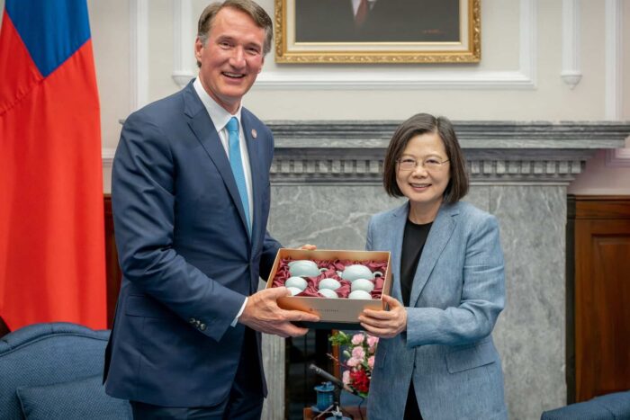 2023 04 24T055745Z 1020351277 RC2TK0AEERVQ RTRMADP 3 TAIWAN USA VIRIGINIA 1682397274