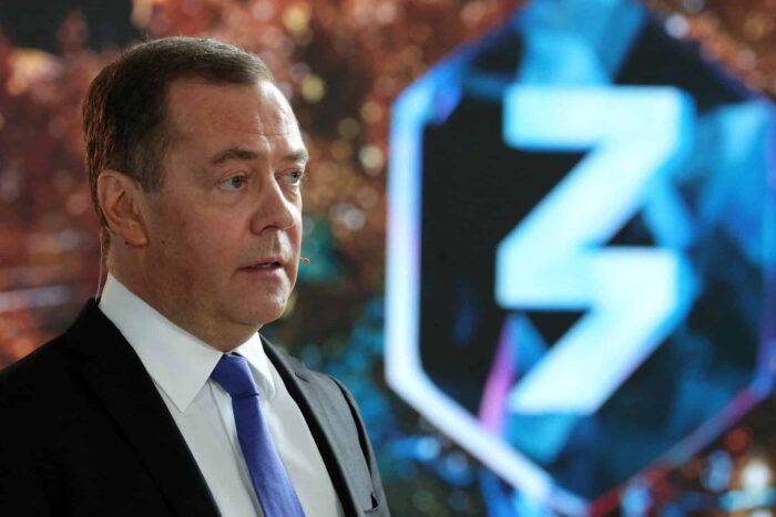 Probabil că suntem în pragul unui nou război mondial 2023 04 25T100745Z 1895555880 RC2ML0A5B3JR RTRMADP 3 UKRAINE CRISIS RUSSIA NUCLEAR 1682419928