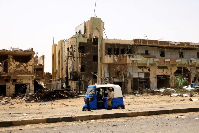 2023 04 27T135730Z 152616391 RC20N0A8NWHF RTRMADP 3 SUDAN POLITICS 1682609216