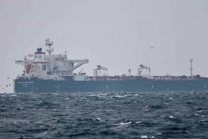 2023-04-27T142229Z_182412436_RC2KNY9LOYL5_RTRMADP_3_USA-IRAN-TANKER-1682607125.jpg