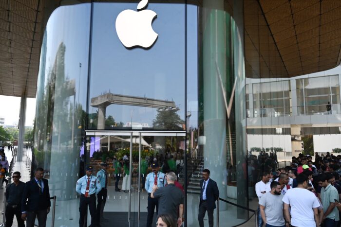 Apple pariază pe India, când primul magazin emblematic se deschide în Mumbai 33DD9VF highres 1681802400