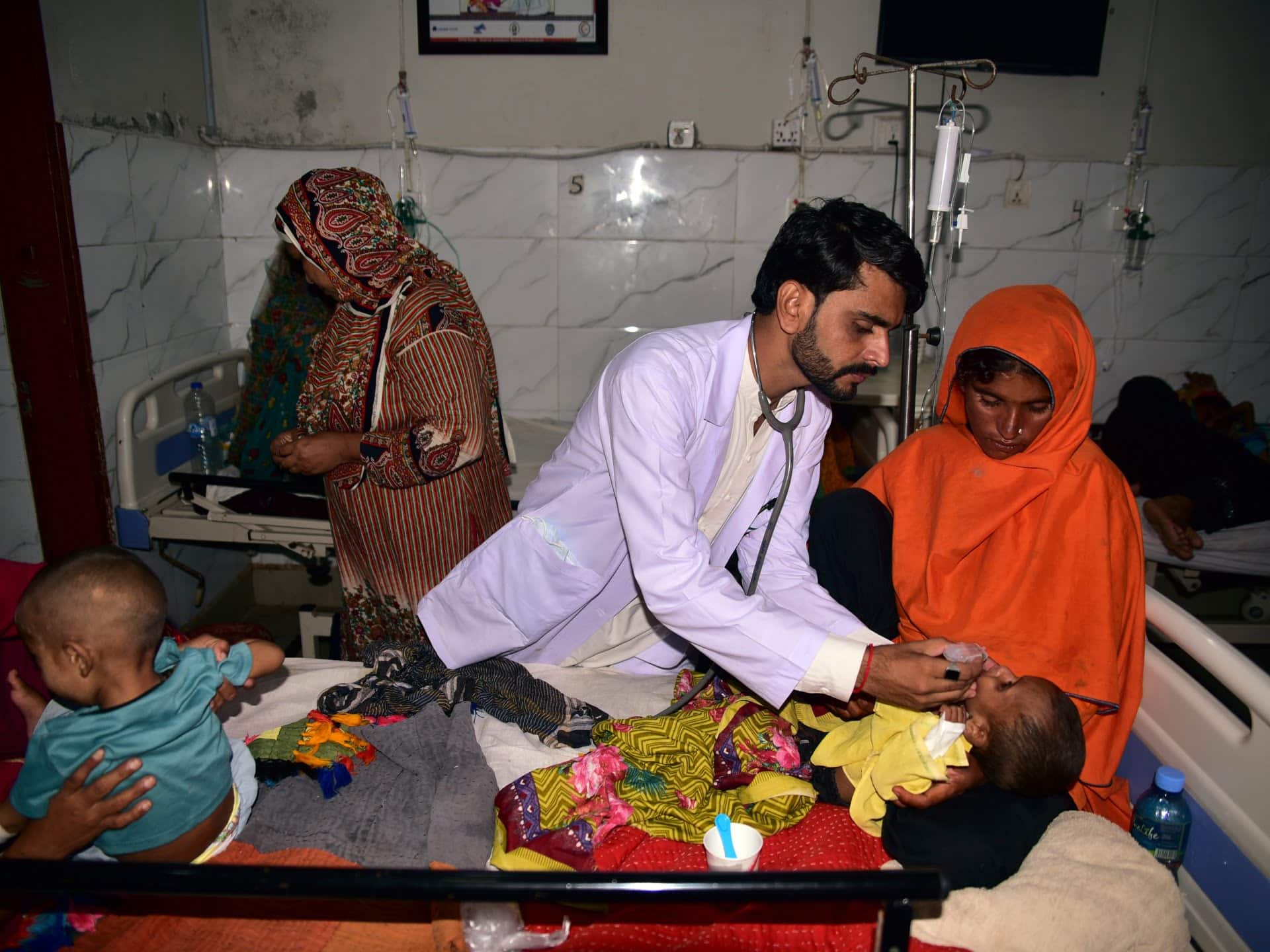 Inundațiile din Pakistan încă vizează milioane de copii