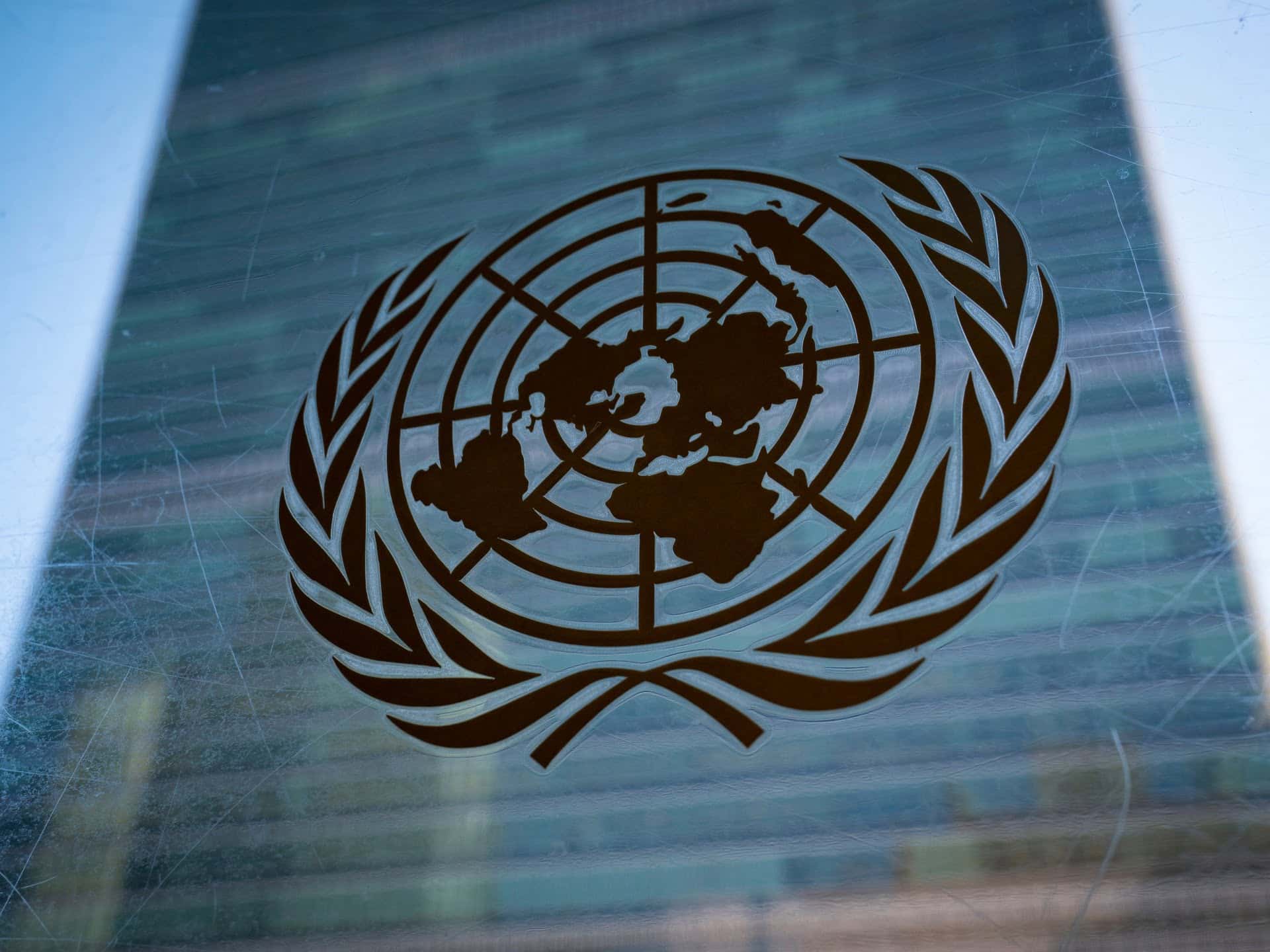 Șeful ONU cere talibanilor să revoce interdicția pentru personalul femeilor