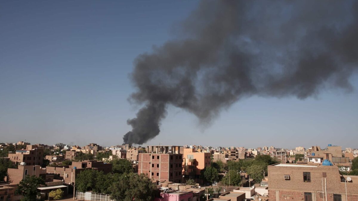 De ce conflictul din Sudan își îngrijorează vecinii ? AP23109582682865 1682085650