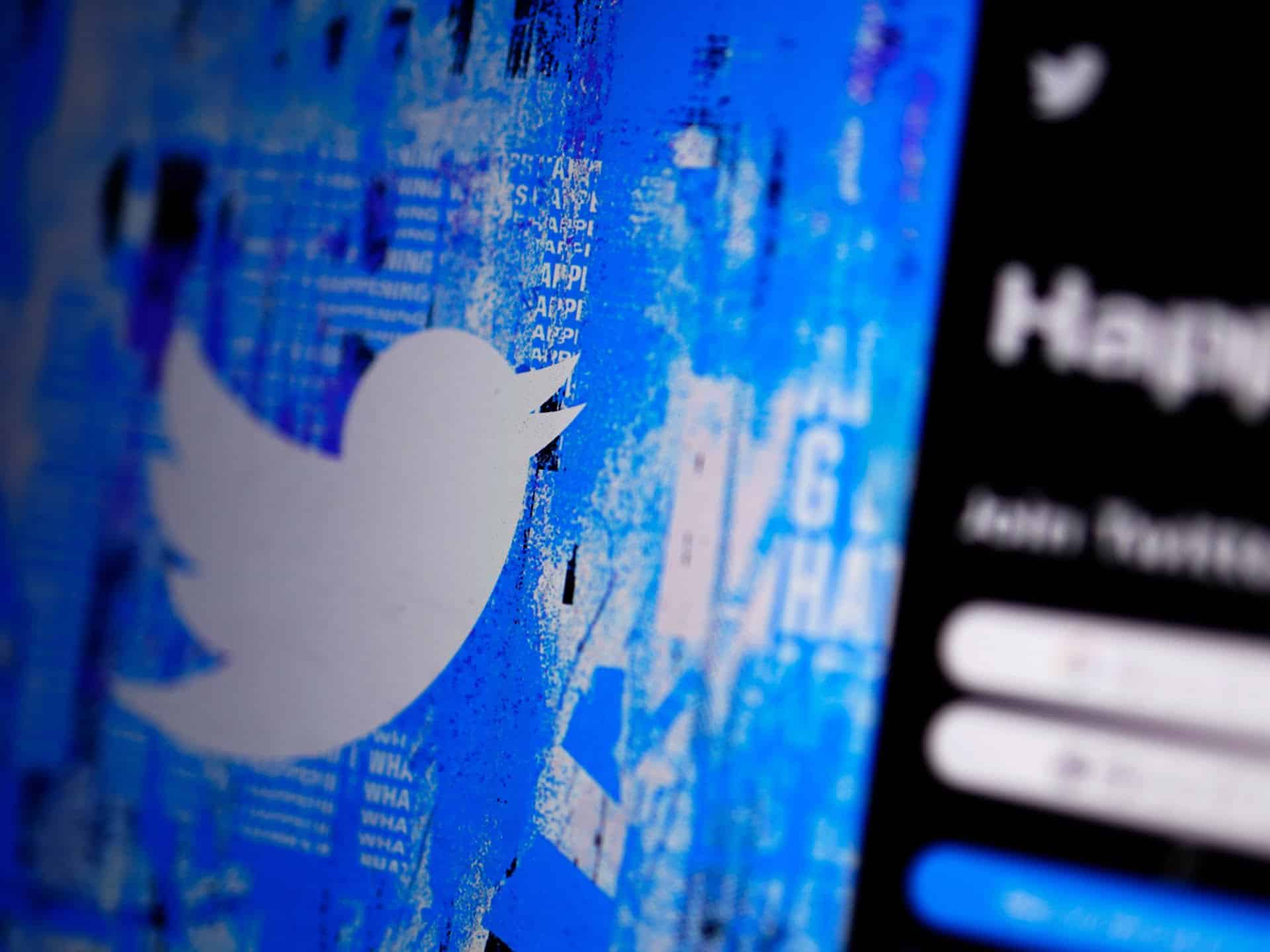 Twitter începe să elimine marcajul albastru de la utilizatorii care nu plătesc