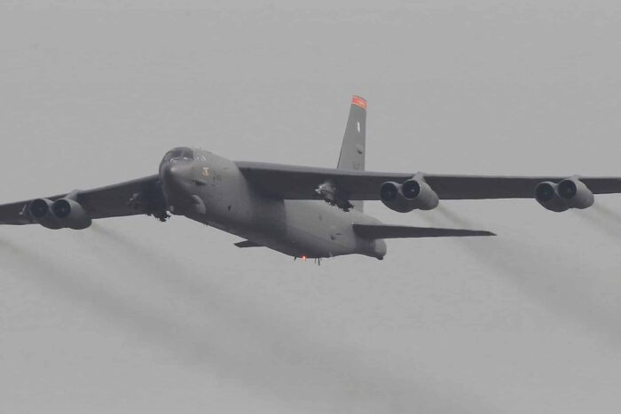 B52