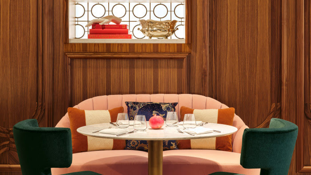 Cinci-restaurante-de-hotel-pentru-care-sa-calatoresti.png